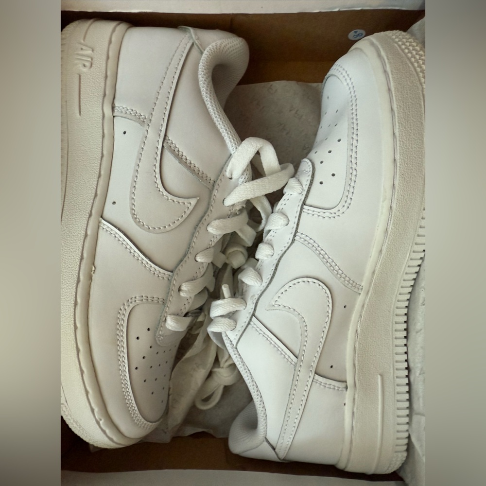 Youth Nike Air Force 1 - 4Y